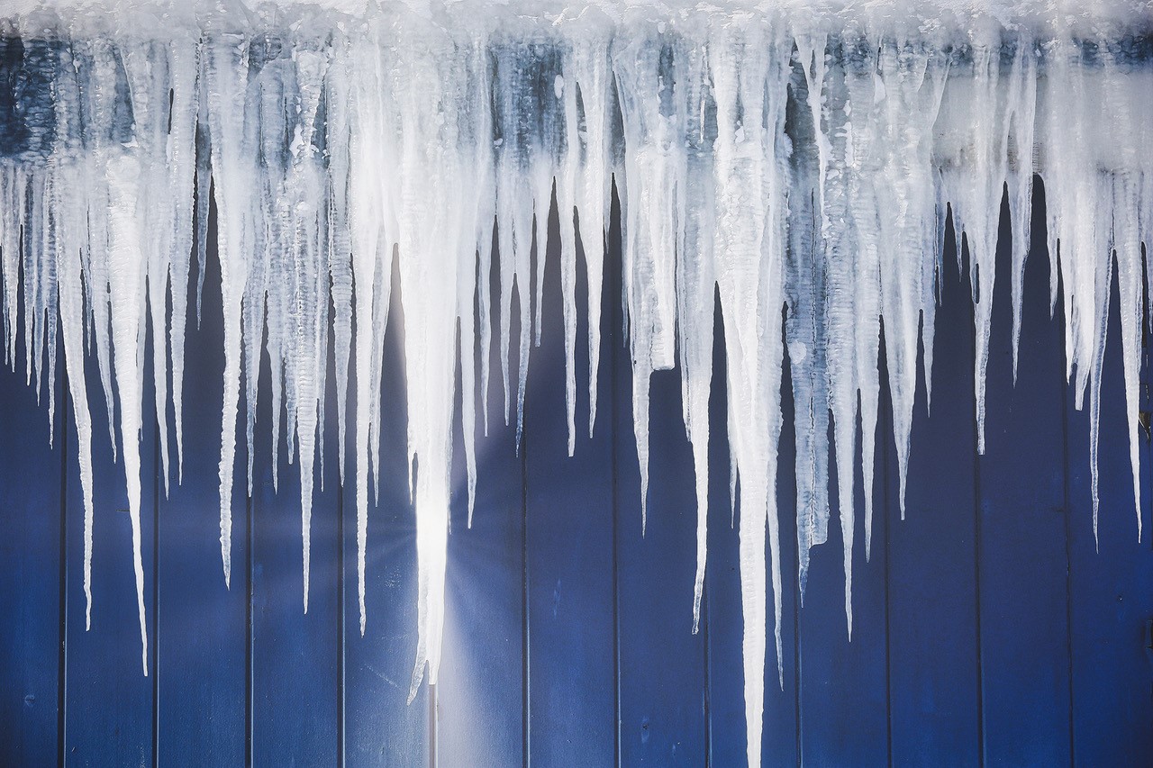 icicle-on-roof